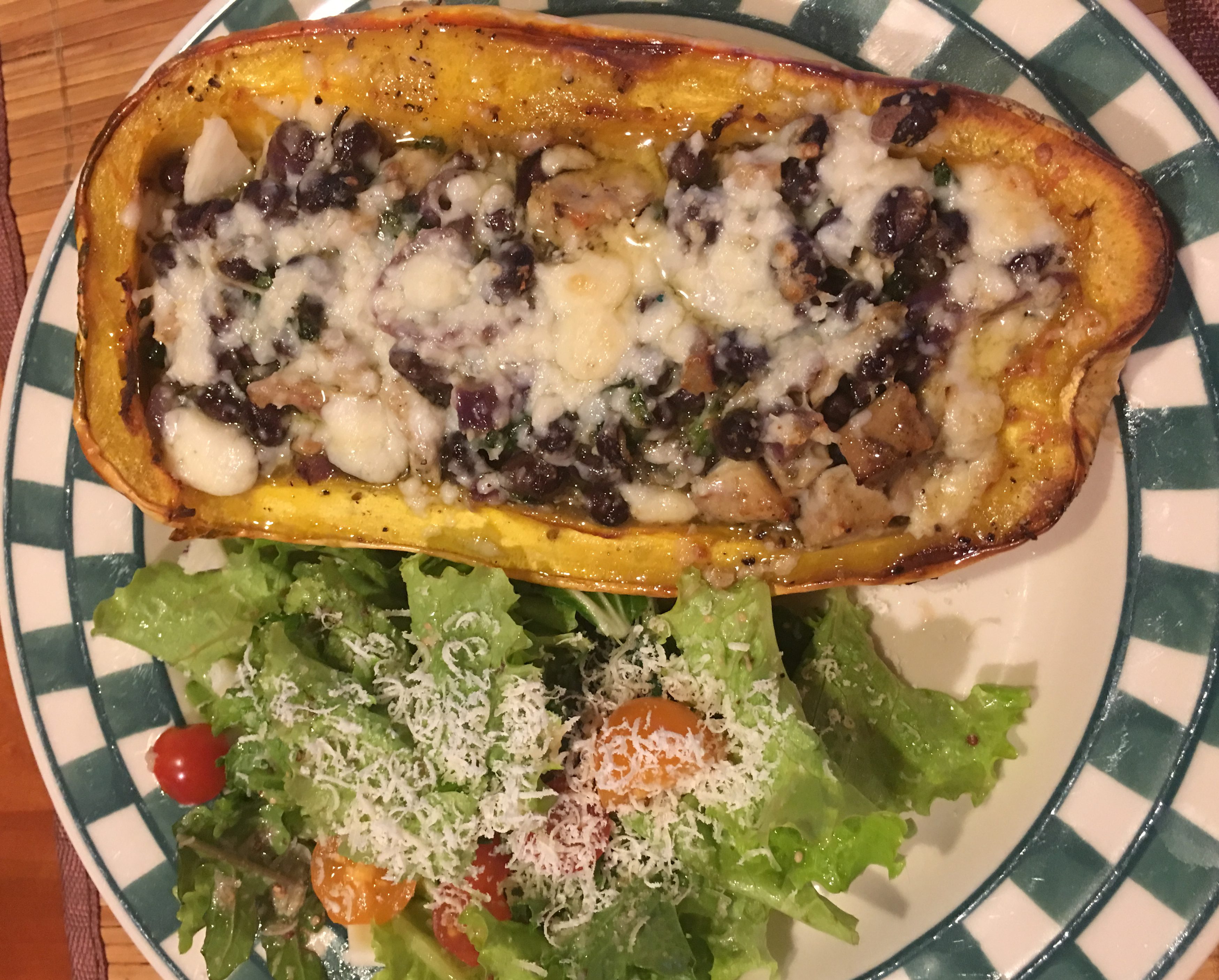 Chicken Enchilada Stuffed Delicata Squash – Avocado Runners